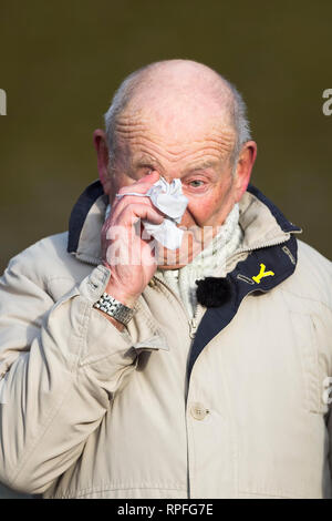 Sheffield, South Yorkshire, UK. 22 Feb, 2019. Tony Foulds Wellen und Risse während der Mi Amigo Flypast an endcliffe Park, Foto Credit: Richard Holmes/Alamy leben Nachrichten Stockfoto