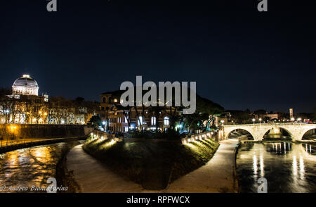 Zentrum von Rom Fluss Tevere Stockfoto