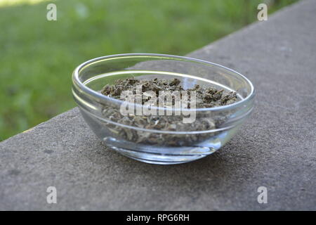 Getrocknete rote Himbeere Blatt Kräutertee Stockfoto