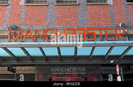 Manchester 235 Manch 235 ter Casino, Great Northern Lager, Deansgate, Manchester, England, Großbritannien - 2 Watson Street, Manchester M3 4LP Stockfoto