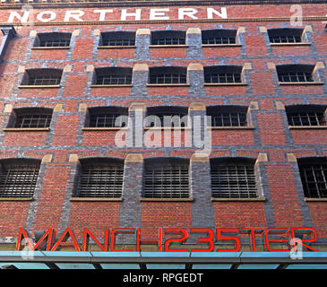 Manchester 235 Manch 235 ter Casino, Great Northern Lager, Deansgate, Manchester, England, Großbritannien - 2 Watson Street, Manchester M3 4LP Stockfoto