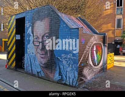 Tony Wilson (Anthony H Wilson) Wandbild/Artwork, Factory Records Inhaber und Granada Broadcaster, Tib St Manchester, Großbritannien Stockfoto