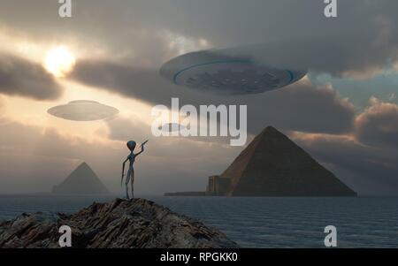 Antike Aliens, die Erbauer der Pyramiden in Ägypten. Stockfoto