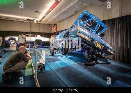 Toronto, Ontario, Kanada, 21. Februar 2019. Custom made Low Rider Auto auf Anzeige an Toronto International Autoshow. Stockfoto