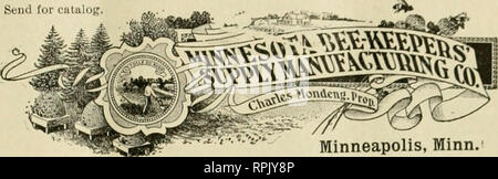 . American bee Journal. Biene Kultur; Bienen. Juli 10, 1902 AMERICAN BEE JOURNAL 443 Bienen in guter Form. Ich habe 60 Kolonien von Bienen alle in g-Ood Form, auf dem neuesten Stand. Ich habe nur 4 Schwärme, und nicht mehr wollen. Ich für Kamm Honig, und nicht zum Schwärmen. Tliey sind gut tun auf Weißklee, und ich sah nie als prood ein sup-ply vor. E. B. Hiitman. Winona Co., Minn., Juni 25. Die meisten ungünstige Jahreszeit. Die Saison hat die meisten unfavora-ble so weit. Es verschärft die Überfülle der Weißklee blühen zu sehen - wo und keine Möglichkeit für die Bienen, die den Nektar sammeln, die PRESE Stockfoto