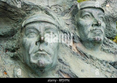 Communis, sozialistische Idealisten Bronze Skulptur Detail in Tallin, Estland. Stockfoto