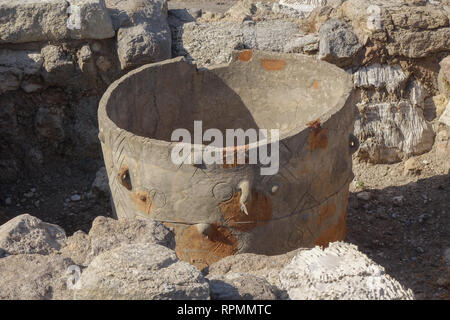 Minoische Amphora in Knossos, Griechenland. Stockfoto