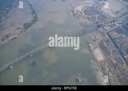 65 Prozent Bau von Padma Brücke abgeschlossen ist Stockfoto