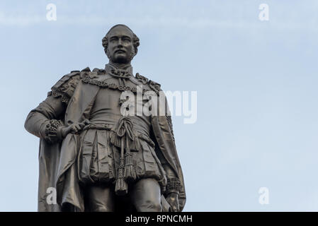 Statue von Prinz Albert außerhalb der Royal Albert Hall in South Kensington, London. Stockfoto