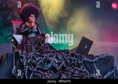 Brasilianische Sängerin Elza Soares führt bei ihrem Konzert in Primavera Sound Porto 2017 Stockfoto