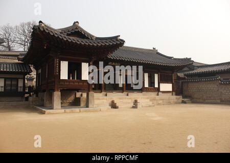 Nakseonjae, der ehemaligen Residenz der Königsfamilie der Joseon-dynastie Ära und ihre Nachkommen, auf dem Gelände des Changdeok Palast in Seoul, Südkorea Stockfoto