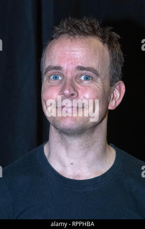 Brentwood, Essex, Großbritannien. 22. Februar 2019. Die Hälfte Begriff literarische Aktivitäten für Kinder mit preisgekrönten Autoren der Kinder Michelle Harrison und Gareth Gareth P P Jones Jones headshot Credit: Ian Davidson/Alamy leben Nachrichten Stockfoto