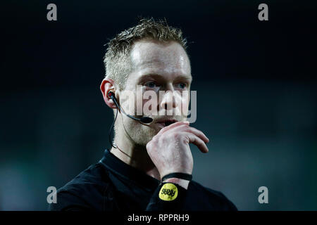 LEEUWARDEN, 22-02-2019, cambuur Stadion, Saison 2018 - 2019, Keukenkampioen divisie, Schiedsrichter Christian Mulder während des Spiels SC Cambuur - FC Dordrecht Stockfoto