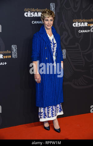 Paris, Frankreich. 22 Feb, 2019. Cecile De France auf dem roten Teppich während der Cesar Film Awards 2019 in der Salle Pleyel in Paris, Frankreich. Credit: Thierry Le Fouille/SOPA Images/ZUMA Draht/Alamy leben Nachrichten Stockfoto