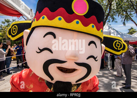 Kuala Lumpur, Malaysia. 23 Feb, 2019. Special guest Dato Seri Anwar Ibrahim ein Chinesisches Neues Jahr open house Feier am glücklichen Garten, Bangsar in Kuala Lumpur, Malaysia teilnehmen. Credit: Danny Chan/Alamy Leben Nachrichten. Stockfoto