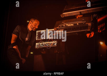 Rom, Italien. 21 Feb, 2019. Davide Boosta Dileo und seine Band Subsonica führt live in Rom im Palazzo dello Sport für seine Subsonica 8 Tour Credit: Danilo D'Auria/Pacific Press/Alamy leben Nachrichten Stockfoto