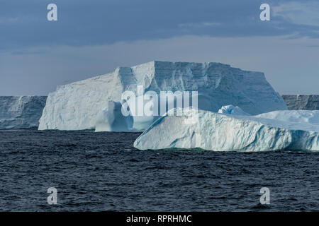 Eisberge in der Nähe von South Orkney Inseln Stockfoto