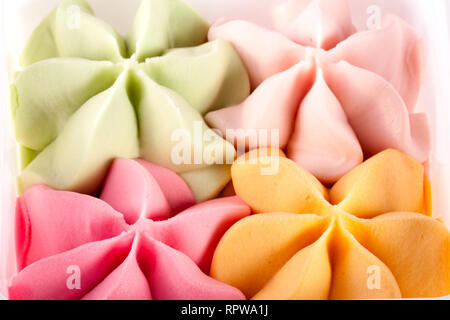 Bunte Eis in der Form einer Blume - Ansicht von oben Stockfoto