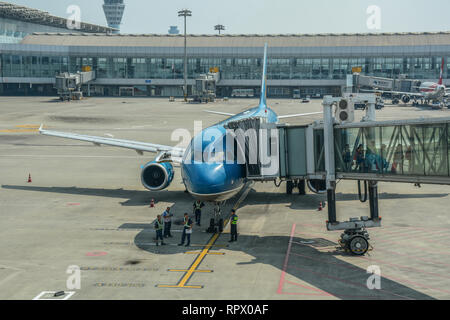 Chengdu, China - 21.August 2016. Ein Airbus A321 Flugzeug der Vietnam Airlines Andocken an Chengdu Shuangliu International Airport (CTU). Stockfoto