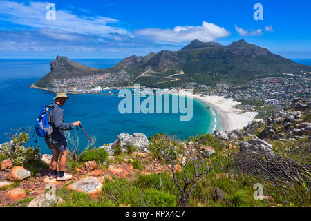 Menschen wandern in Richtung Hout Bay, Kapstadt, Western Cape, Südafrika Stockfoto