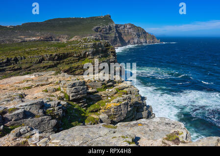 Blick auf Cape Point und Cape Maclear vom Kap der Guten Hoffnung, Kap Halbinsel in der Nähe von Cape Town, Western Cape, Südafrika Stockfoto