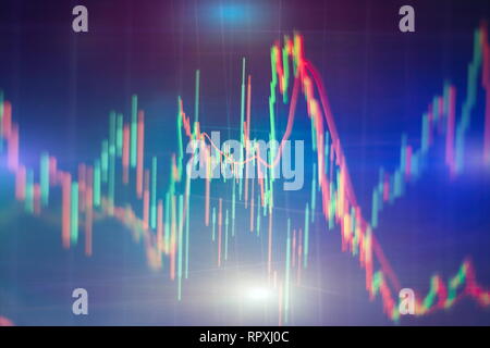 Forex leuchtende Grafiken in verschiedenen Farben übersicht Finanzmarkt Situation auf abstrakte digitale Hintergrund. Stockfoto