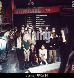 HITPARADE 1976 Dieter Thomas Heck, lena valaitis, Michael Holm, MAGGIE MAE, Heino, TINA YORK, Katja Ebstein, PETER MAFFAY Stockfoto