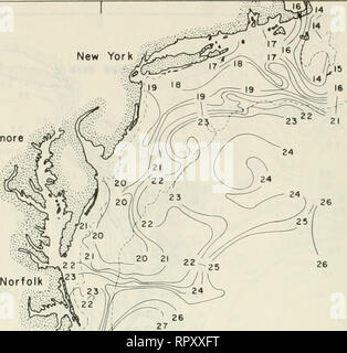 . Airborne Strahlungsthermometer Messungen von Cape Cod, Massachusetts nach Miami, Florida, Juli 1970 - Juni 1976. Die Temperatur der Ozeane - Atlantikküste (U. S.). lOOfms Kap Hatteros Jft^'' 80" W TS" Abbildung 40. Monatliche Oberfläche isotherme Chart, 18.-22. September 1973 70' W. Bitte beachten Sie, dass diese Bilder sind von der gescannten Seite Bilder, die digital für die Lesbarkeit verbessert haben mögen - Färbung und Aussehen dieser Abbildungen können nicht perfekt dem Original ähneln. extrahiert. Fried, J. W; Reed, J. C. Washington, D.C.: United States Coast Guard, ozeanographischen Einheit Stockfoto