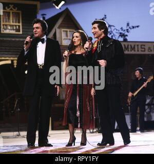 JOHNNY CASH, June Carter Cash, Freddy Quinn in der Show: "Freddy Quinn und seine Freunde" (1980) 28219/Überschrift: Freddy Quinn und seine Freunde Stockfoto