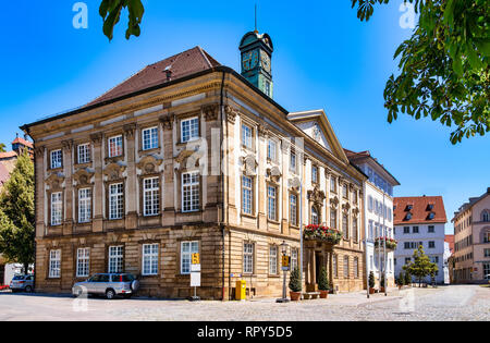 Mittelalterliche Stadt am Neckar - das Neue Rathaus ist eine berühmte historische Wahrzeichen von Esslingen. Stockfoto