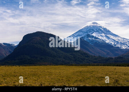 Szene Blick auf den Vulkan Lanin Stockfoto