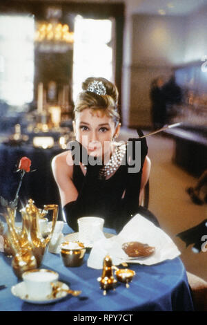 AUDREY HEPBURN, Frühstück bei Tiffany, 1961 Stockfoto