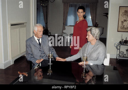 STURMZEIT/Teil 4/D 1999/Bernd Böhlich/ROLF ILLIG, SANDRA SPEICHERT, Nadja Tiller in der turmzeit', Teil 4, 1995. C 43295/#/Überschrift: STURMZEIT/D 1999 Stockfoto