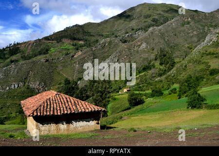 Traditionelle Bauernhof in Puno - Nationalpark Huascaran. Abteilung der Ancash. PERU Stockfoto