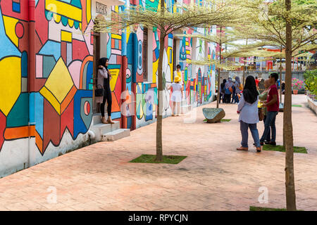 Öffentliche Wand Kunst auf einer Straße in Chinatown, die Heritage Area, Melaka, Malaysia. Stockfoto