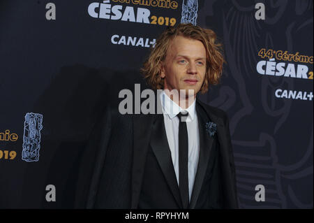 Paris, Ile de France, Frankreich. 22 Feb, 2019. Alex Lutz auf dem roten Teppich während der Cesar Film Awards 2019 in der Salle Pleyel in Paris, Frankreich. Credit: Thierry Le Fouille/SOPA Images/ZUMA Draht/Alamy leben Nachrichten Stockfoto