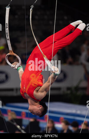 Melbourne, Australien. 23 Feb, 2019. Sie Chinas Hao konkurriert während der Endrunde der Männer Ringe von WM-Gymnastik 2019 in Melbourne, Australien, Nov. 23, 2019. Sie Hao gewann das Silber mit 15.133 Punkten. Credit: Bai Xue/Xinhua/Alamy leben Nachrichten Stockfoto