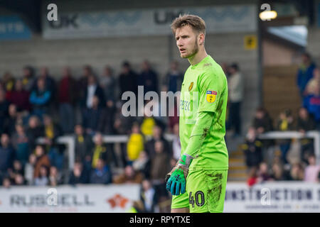 Burton Upon Trent, Großbritannien. 23 Feb, 2019. Bradley Collins von Burton Albion in der EFL Sky Bet Liga 1 Übereinstimmung zwischen Burton Albion und Fleetwood Stadt am Pirelli Stadium, Burton upon Trent, England am 23. Februar 2019. Foto von Matthew Buchan. Nur die redaktionelle Nutzung, eine Lizenz für die gewerbliche Nutzung erforderlich. Keine Verwendung in Wetten, Spiele oder einer einzelnen Verein/Liga/player Publikationen. Credit: UK Sport Pics Ltd/Alamy leben Nachrichten Stockfoto