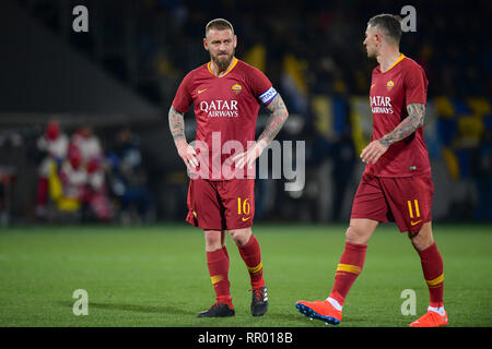 Foto Fabio Rossi/AS Roma/LaPresse 12/12/2018 Plzen (CZ) Sport Calcio Viktoria Plzen - Roma Champions League 2018/2019 - Doosan Arena Nella Foto: Daniele De Rossi, Aleksandar Kolarov Foto Fabio Rossi/AS Roma/LaPresse 12/12/2018 Plzen (CZ) Sport Fussball Viktoria Plzen - Roma Champions League 2018/2019 2018/2019 - Doosan Arena Im Pic: Daniele De Rossi, Aleksandar Kolarov Stockfoto