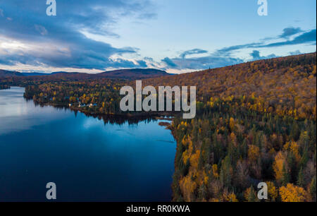 Mont Tremblant im Herbst, Luftaufnahme Stockfoto