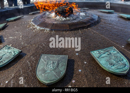 Centennial Flamme vor dem Parlamentsgebäude von Kanada in Ottawa, Nordamerika Stockfoto