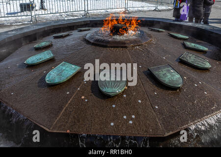 Centennial Flamme vor dem Parlamentsgebäude von Kanada in Ottawa, Nordamerika Stockfoto