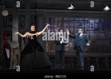 Schauspieler auf der Bühne während einer Aufführung der Schlaf einer Sommernacht im Teatro de la Zarzuela in Madrid mit: Schauspieler Wo: Madrid, Spanien Wann: 23 Jan 2019 Credit: Oscar Gonzalez/WENN.com Stockfoto