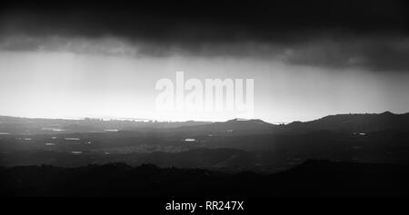 Schwarze und Weiße Kunst Landschaft Bilder der Axarquia Region Andalusien, Malaga, Spanien Stockfoto