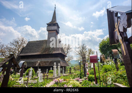 Die UNESCO-Weltkulturerbe Ieud Hill Kirche in der maramure? Region in Rumänien. Es handelt sich um eine rumänische orthodoxe Kirche der Geburt Mariens. Stockfoto