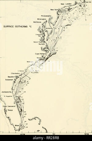 . Antenne ozeanographische Beobachtungen, Cape Cod, Massachusetts nach Miami, Florida: Juli 1969 - Juni 1970. Ozeanographie - Atlantikküste (U. S.); die Temperatur der Ozeane - Atlantikküste (U. S.); die Temperatur der Ozeane - Messung; Strahlung - Messung. Philadelphia Wilmington Boltlmor * OBERFLÄCHE ISOTHERMEN "C. 40*N Cha Baoufort Savannah 35 * 30 * 25° W eo 'w' W Fif^ ire 10.- monatlich Oberfläche isolliiTiii cliarl. Jaiuiar&gt; 20-23. 26.-28. 1970. 16. Bitte beachten Sie, dass diese Bilder extrahiert werden aus der gescannten Seite Bilder, die digital für die Lesbarkeit verbessert haben mögen - Färbung und Aussehen dieser i Stockfoto