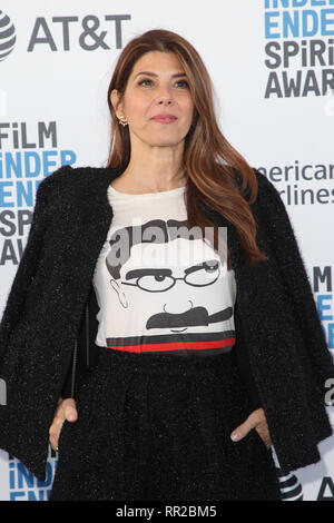 Santa Monica, Kalifornien, USA. 23 Feb, 2019. Santa Monica, Ca. 23 Feb, 2019. Marisa Tomei Am2019 Film Independent Spirit Awards in Santa Monica, Kalifornien am 23. Februar 2019. Credit: Faye Sadou/Medien Punch/Alamy Live News Credit: MediaPunch Inc/Alamy leben Nachrichten Stockfoto