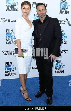 SANTA MONICA, Los Angeles, CA, USA - 23. Februar: Modell Lala Kent und Verlobte Randall Emmett kommen an der 2019 Film Independent Spirit Awards in den Santa Monica Beach am 23. Februar 2019 in Santa Monica, Los Angeles, Kalifornien, USA. (Foto von Xavier Collin/Image Press Agency) Stockfoto