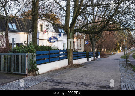 Berlin Zehlendorf Krumme Lanke Hotel Haus Leopold Hotel Von Aussen Stockfotografie Alamy