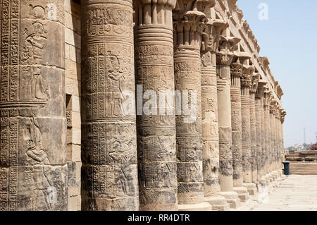 Assuan, Ägypten - 17. April 2008: Der Tempel der Isis auf Philae in der Nähe der Assuan Staudamm am Nil. Ägypten Stockfoto